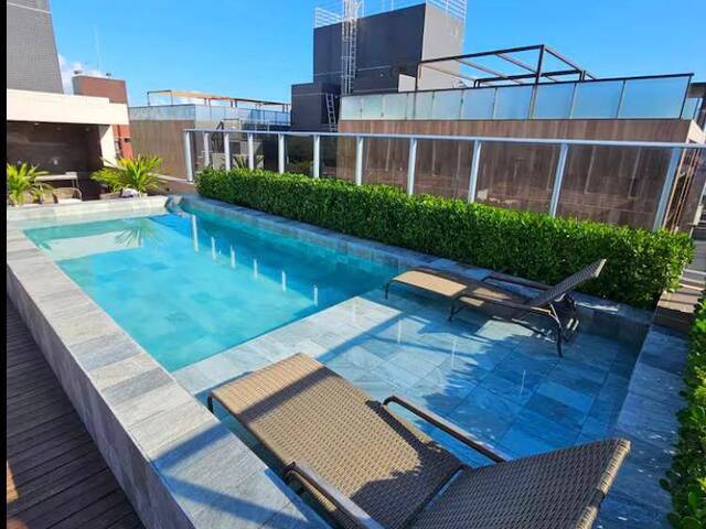 em  - 